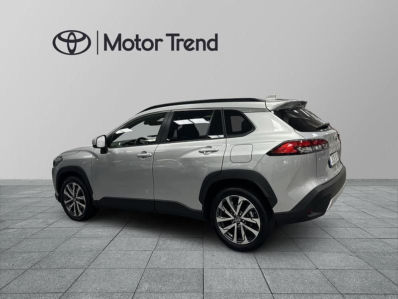 Begagnad Toyota Corolla Cross Style 200 HK (147 kW) 2025 Silver SUV