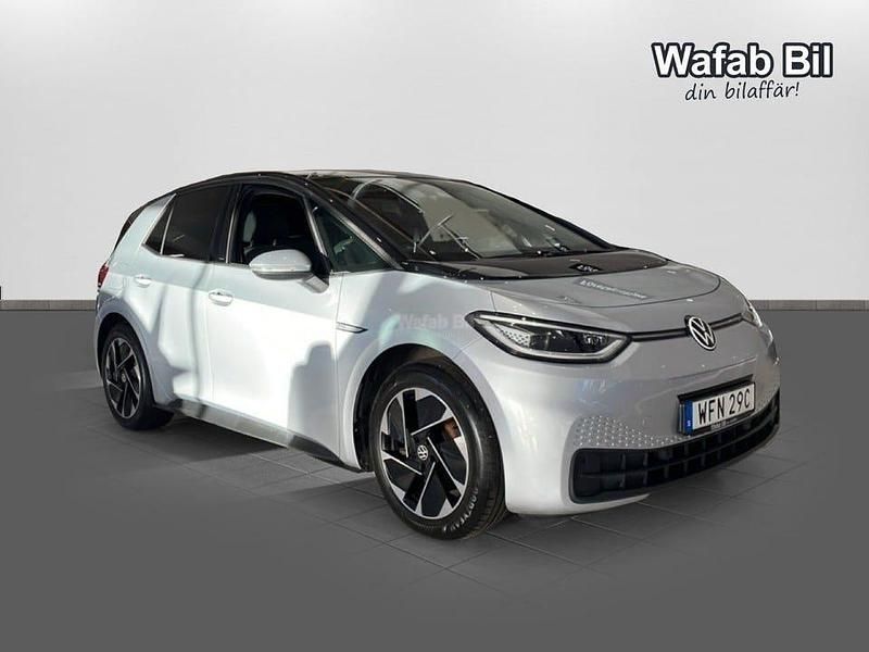 Begagnad VW ID.3 Pro Performance 150 kW (204 HK) 2021 Silver Halvkombi
