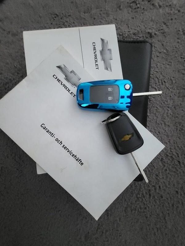 Begagnad Chevrolet Aveo 87 HK (63 kW) 2012 Blå Halvkombi