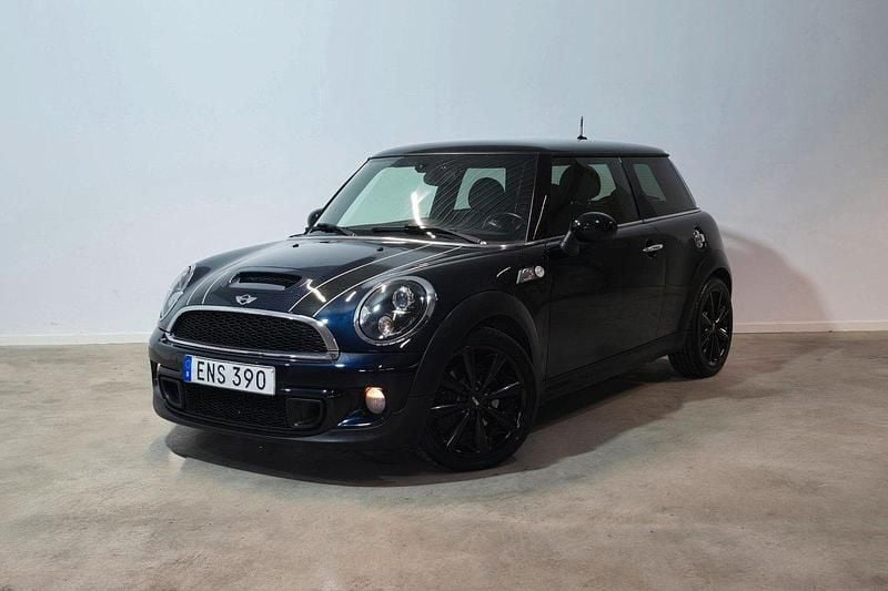 Blå Begagnad 2013 Mini Cooper S Chili Halvkombi | 139 900 kr (Lite dyr) - Bild 1/3