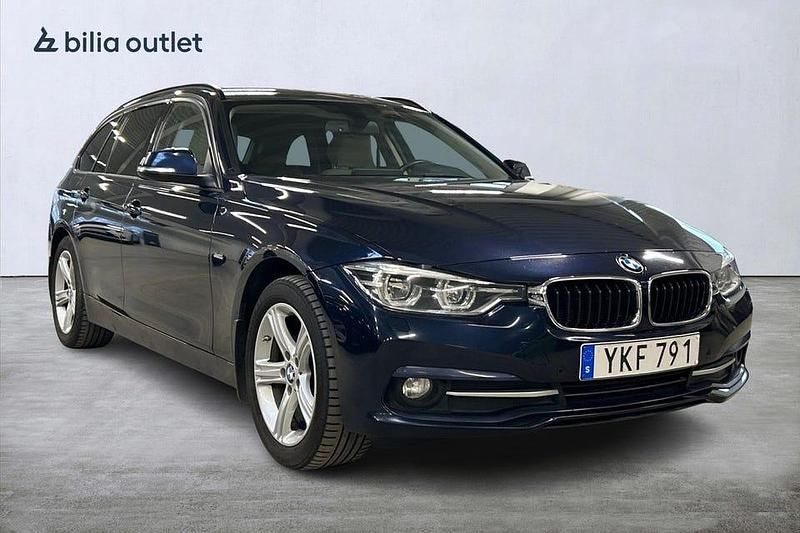Begagnad BMW 320 Sport Line 190 HK (139 kW) 2017 Blå Kombi