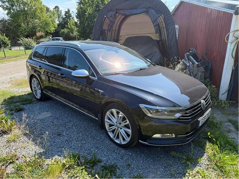 Svart Begagnad 2016 VW Passat GTS Kombi | 185 000 kr (Marknadspris) - Bild 1/4
