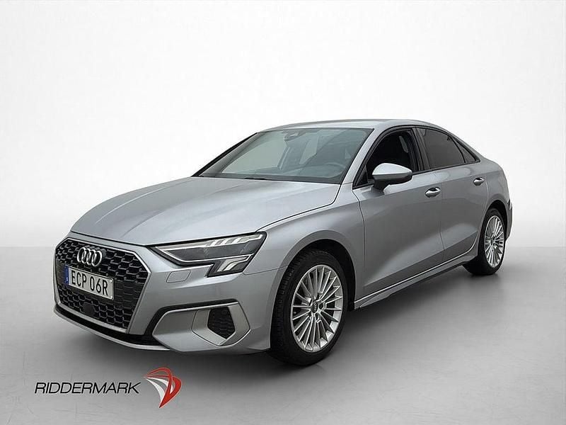 Begagnad Audi A3 Comfort 150 HK (110 kW) 2020 Silver Sedan
