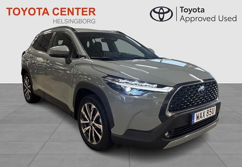 Begagnad Toyota Corolla Cross Plus 200 HK (147 kW) 2023 Grön SUV