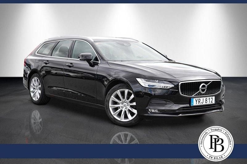Svart Begagnad 2017 Volvo V90 Momentum Kombi | 184 900 kr (Marknadspris) - Bild 1/3