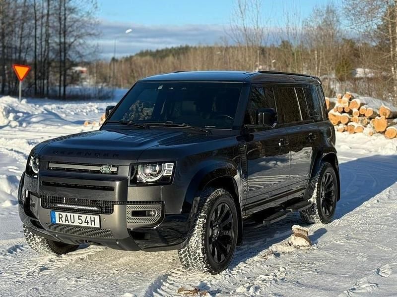 Begagnad Land Rover Defender SE Dynamic 249 HK (183 kW) 2022 Grå SUV