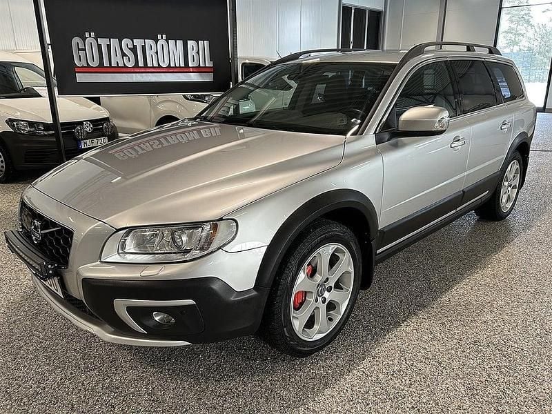 Begagnad Volvo XC70 Standard 181 HK (133 kW) 2016 Silver Kombi