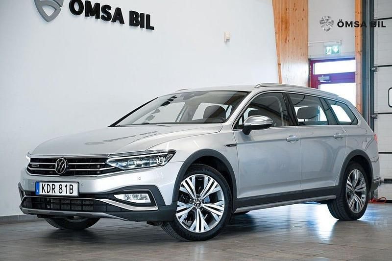 Begagnad VW Passat Alltrack Executive 200 HK (147 kW) 2020 Silver Kombi