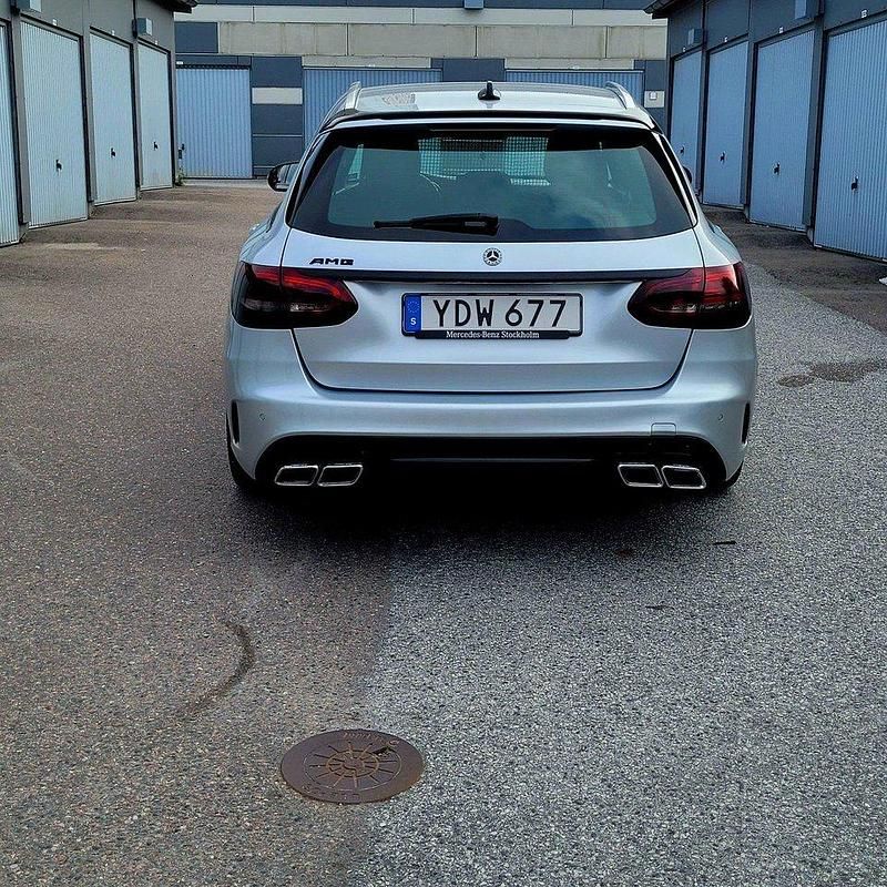 Silver Begagnad 2016 Mercedes C220 Avantgarde Kombi | 240 000 kr (Lite dyr) - Bild 1/4
