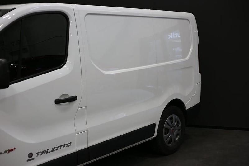Begagnad Fiat Talento 95 HK (69 kW) 2018 Vit Minibuss