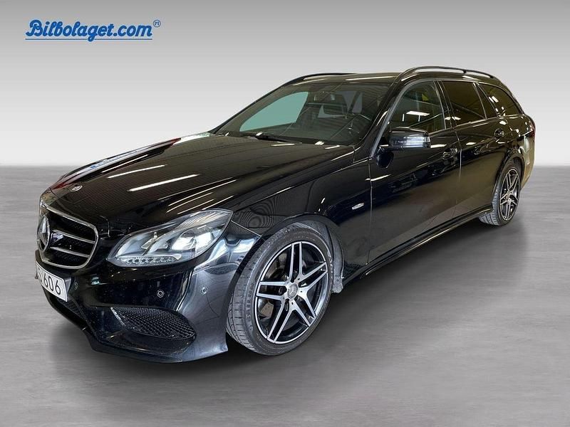 Svart Begagnad 2016 Mercedes E220 Kombi | 185 000 kr (Lite dyr) - Bild 1/4