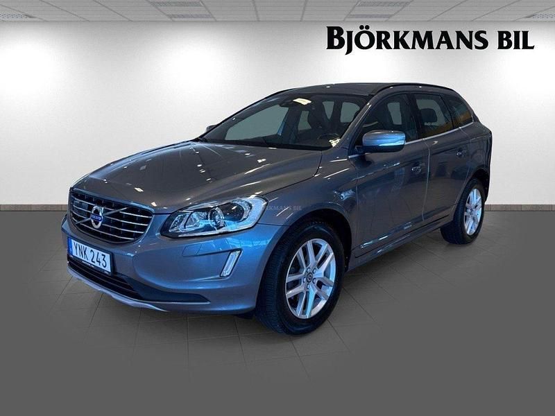 Grå Begagnad 2017 Volvo XC60 Momentum SUV | 199 000 kr (Marknadspris) - Bild 1/4