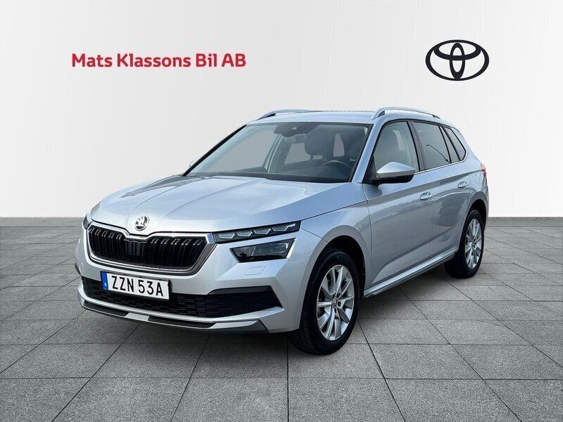 Silver Begagnad 2023 Skoda Kamiq Adventure SUV | 249 000 kr (Marknadspris) - Bild 1/4