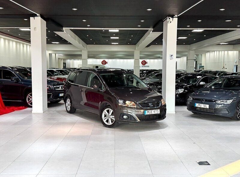 Brun Begagnad 2015 Seat Alhambra Minibuss | 169 900 kr (Marknadspris) - Bild 1/4