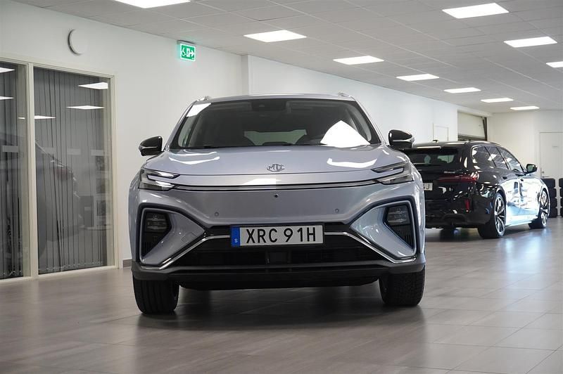 Begagnad MG Marvel R Performance 212 kW (289 HK) 2022 Blå SUV