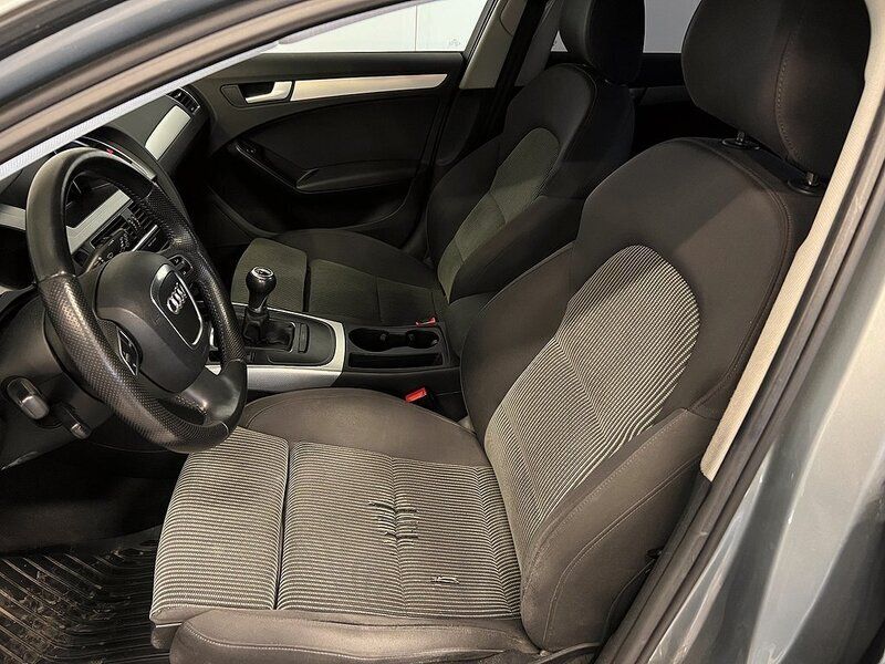 Begagnad Audi A4 143 HK (105 kW) 2008 Mörkgrå Kombi