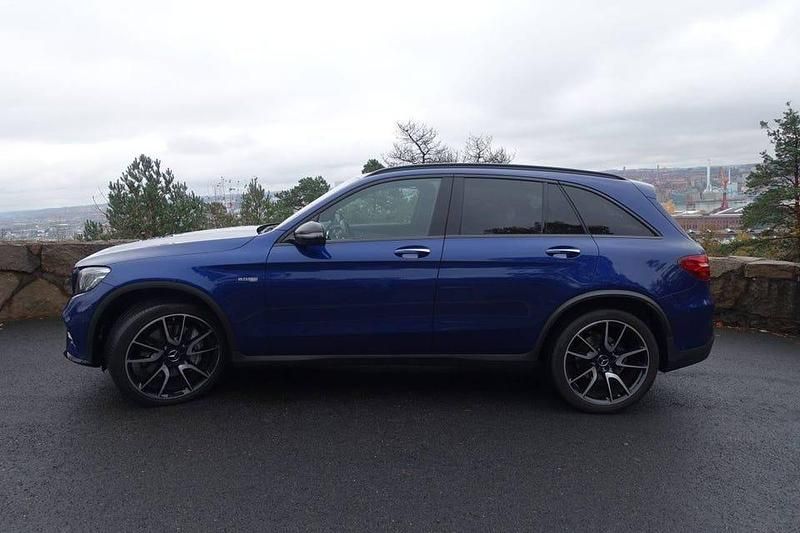 Begagnad Mercedes GLC43 AMG AMG 368 HK (270 kW) 2017 Blå SUV