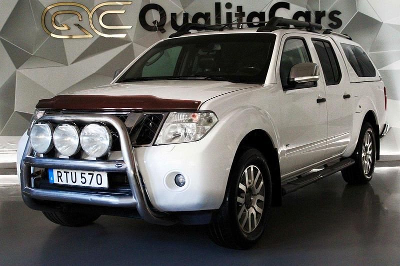 Vit Begagnad 2014 Nissan Navara Pickup | 179 900 kr (Dyr) - Bild 1/4