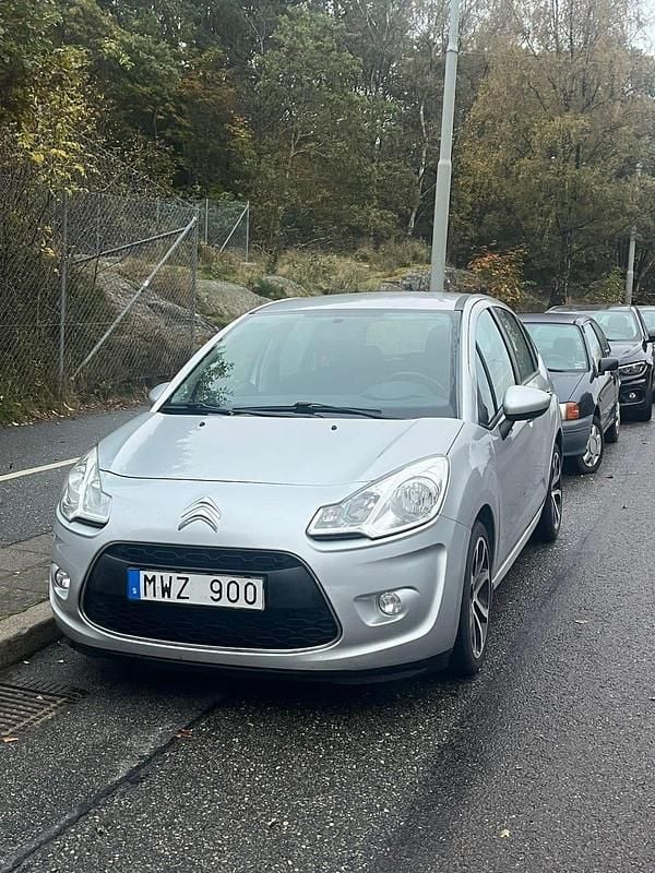 Begagnad 2013 Citroën C3 Halvkombi | 55 000 kr (Marknadspris) - Bild 1/4