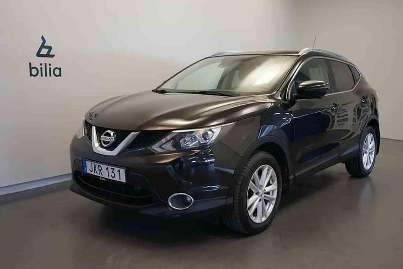 Svart Begagnad 2016 Nissan Qashqai SUV | 129 500 kr - Bild 1/1