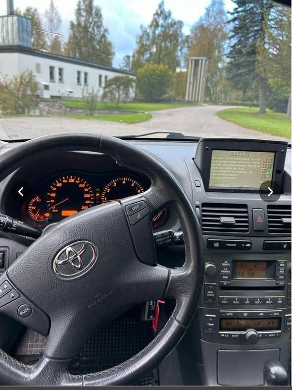 Begagnad Toyota Avensis 163 HK (119 kW) 2006 Kombi