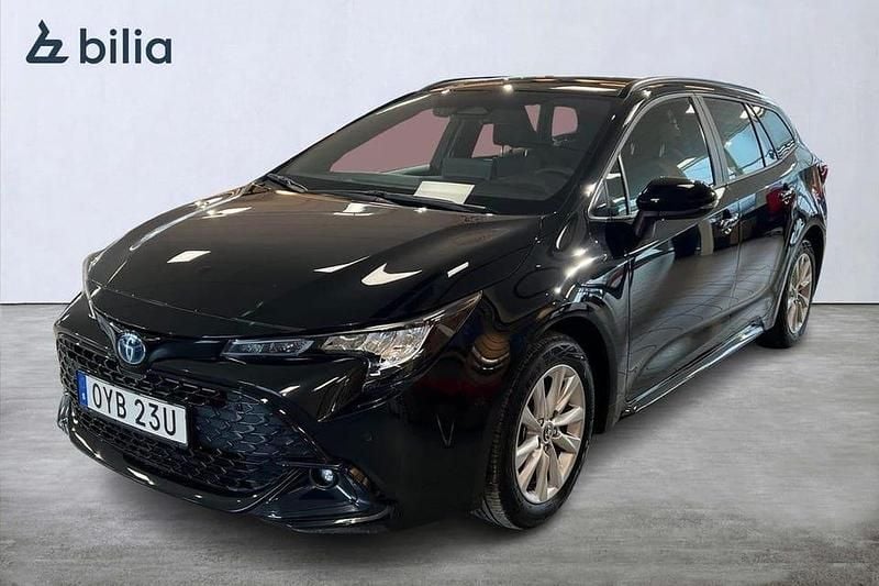 Begagnad Toyota Corolla Active 141 HK (103 kW) 2025 Svart Kombi