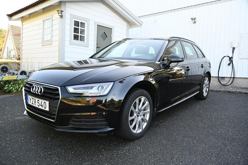 Svart Begagnad 2018 Audi A4 Proline Kombi | 195 000 kr (Marknadspris) - Bild 1/4