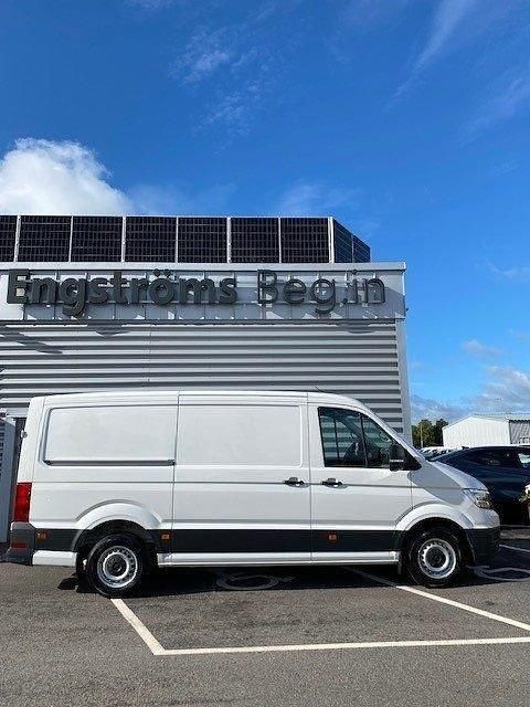 Vit (candyvit) Begagnad 2023 VW Crafter Van | 459 000 kr (Bra pris) - Bild 1/4