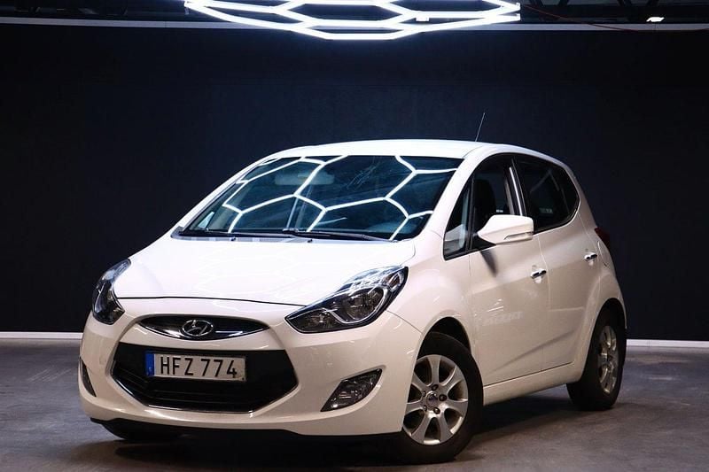 Vit Begagnad 2013 Hyundai ix20 Edition Minibuss | 109 900 kr (Lite dyr) - Bild 1/4
