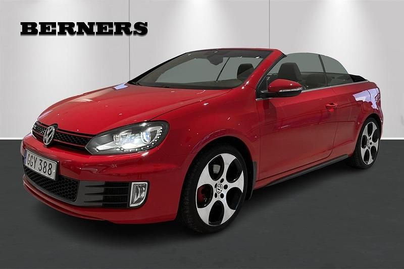 Röd Begagnad 2014 VW Golf VII GTI Cab | 199 900 kr - Bild 1/4