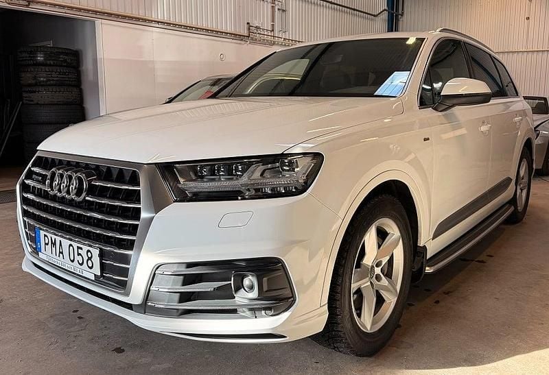 Begagnad Audi Q7 S-Line 272 HK (200 kW) 2017 Vit SUV