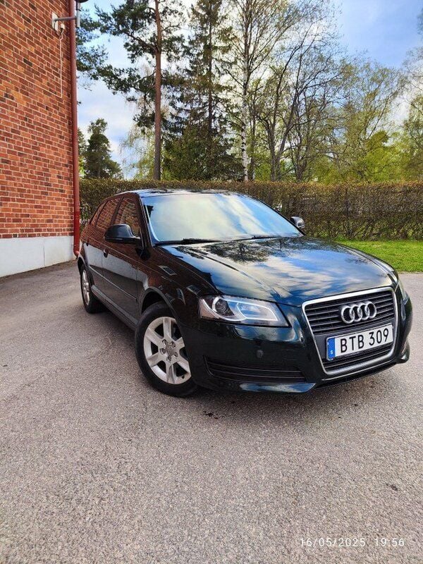 Grön Begagnad 2010 Audi A3 S-Line Halvkombi | 59 500 kr - Bild 1/4