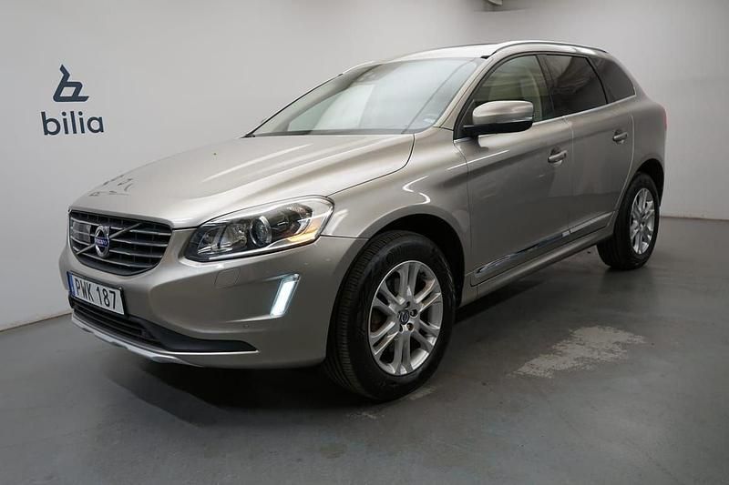 Ljusbrun Begagnad 2014 Volvo XC60 Business Edition SUV | 219 900 kr (Lite dyr) - Bild 1/3