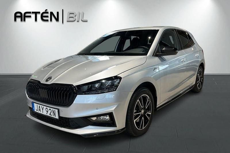 Silver Begagnad 2024 Skoda Fabia Monte Carlo Halvkombi | 209 400 kr (Bra pris) - Bild 1/3