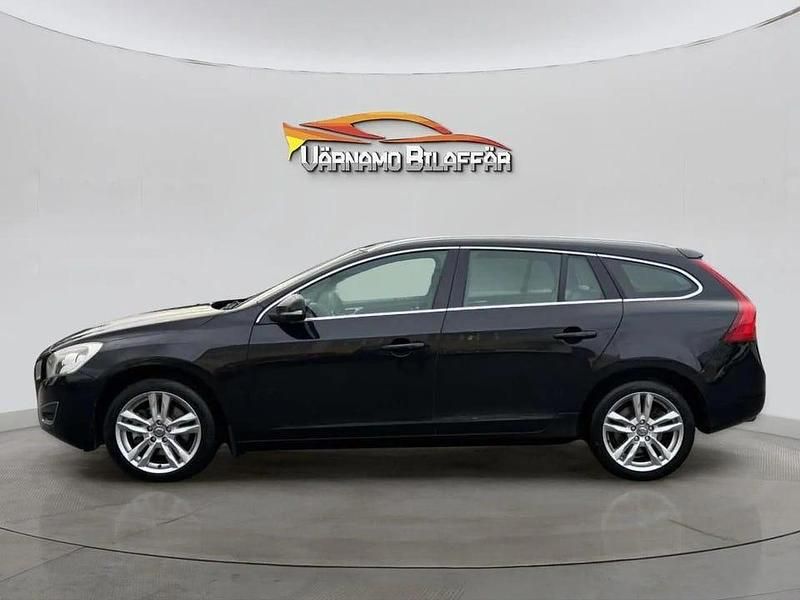 Begagnad Volvo V60 Summum 116 HK (85 kW) 2012 Svart Kombi