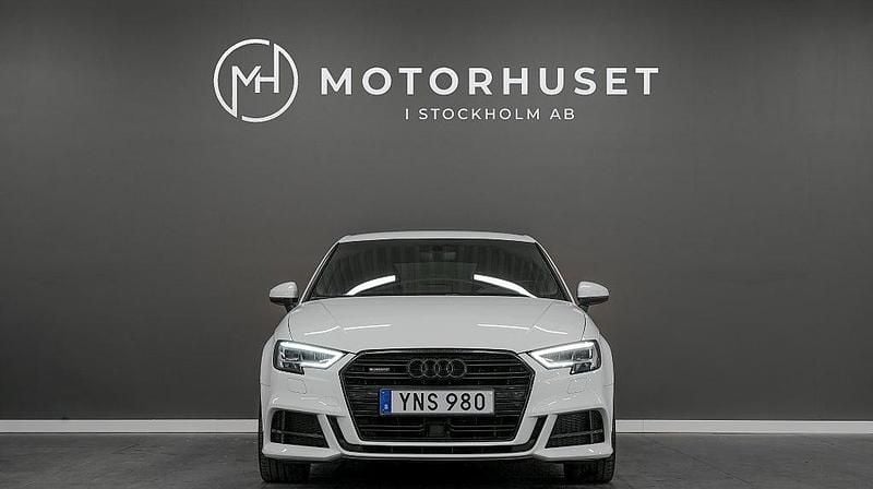 Begagnad Audi A3 Sportback S-Line 190 HK (139 kW) 2017 Vit Halvkombi