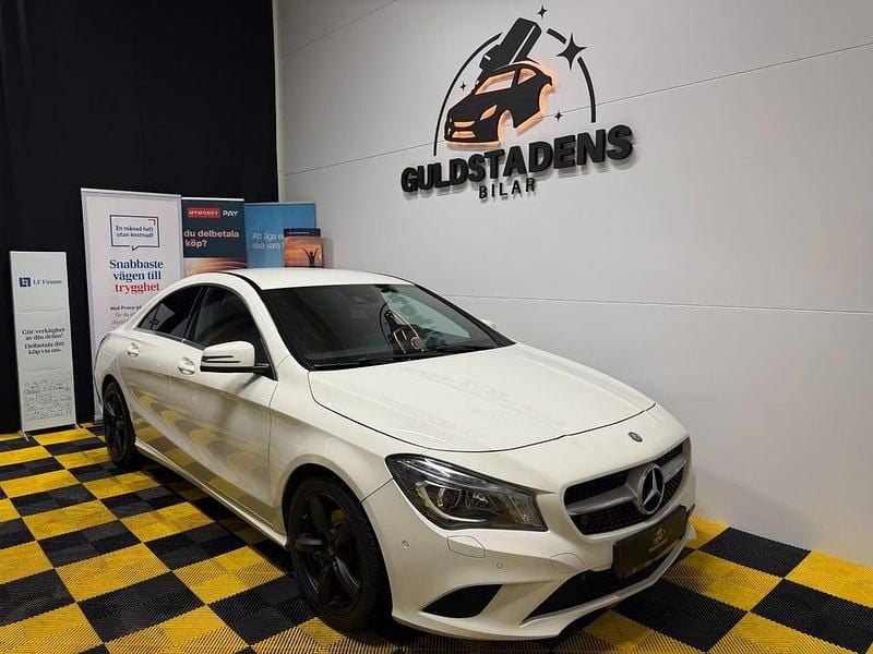 Begagnad Mercedes CLA220 177 HK (130 kW) 2016 Vit Sedan