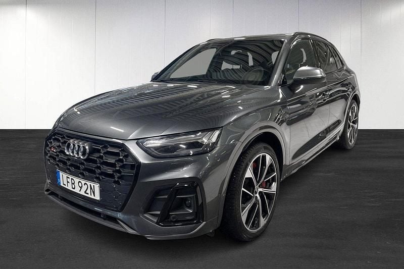 Grå Begagnad 2022 Audi Q5 Sport SUV | 599 000 kr - Bild 1/4