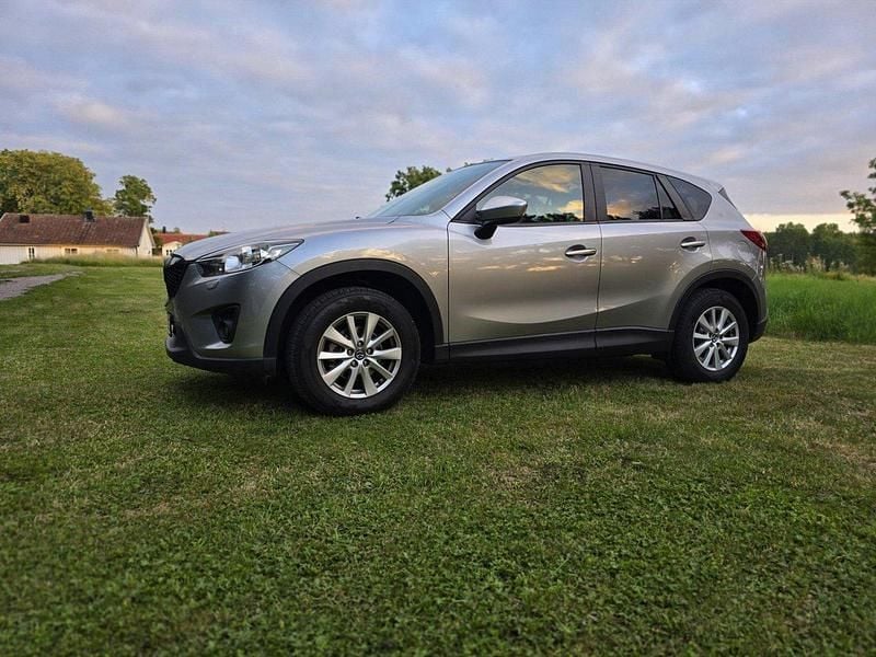 Grå Begagnad 2013 Mazda CX-5 SUV | 120 000 kr (Marknadspris) - Bild 1/4