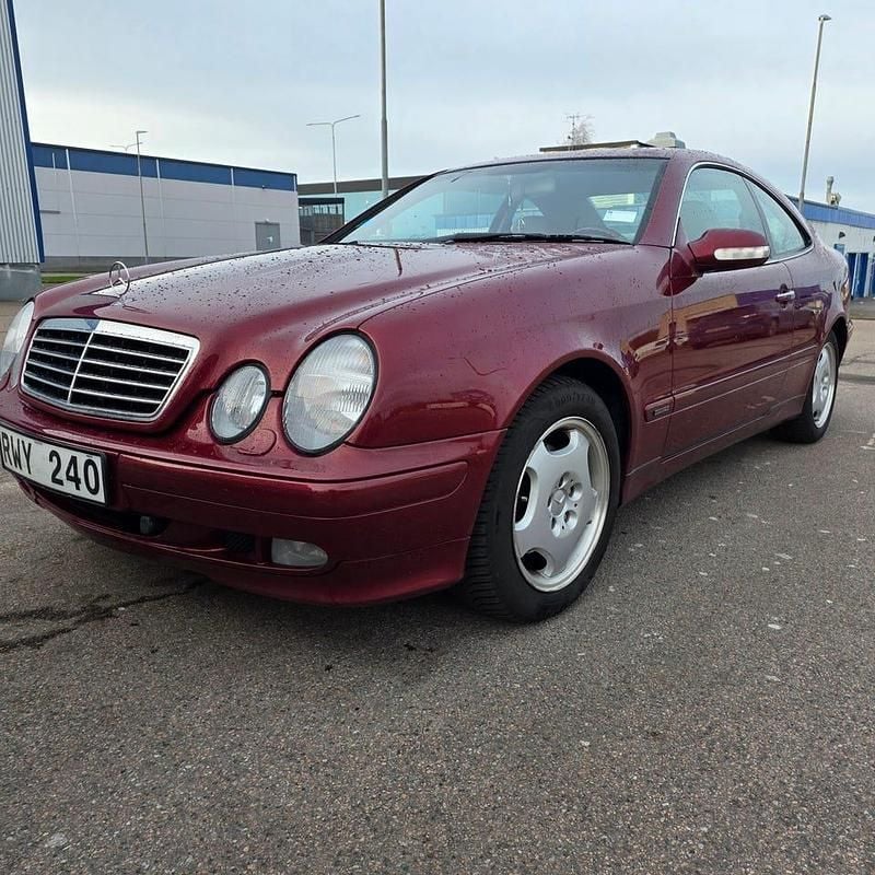 Begagnad 2000 Mercedes CLK230 Sportkupé | 95 000 kr - Bild 1/4