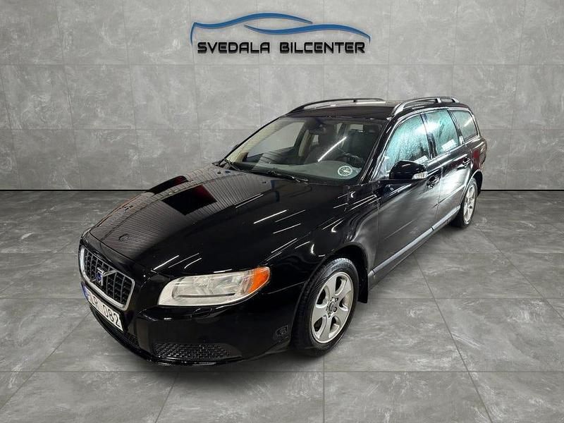 Begagnad Volvo V70 Kinetic 146 HK (107 kW) 2008 Svart Kombi