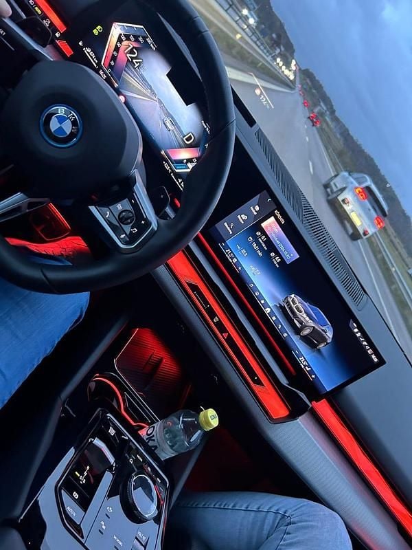 Begagnad BMW 530e M Sport 299 HK (219 kW) 2024