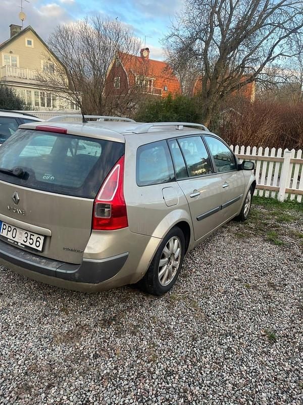 Begagnad Renault Mégane II 112 HK (82 kW) 2007