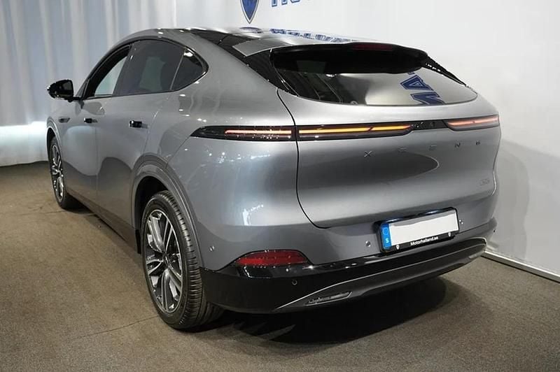 Begagnad XPENG G6 210 kW (286 HK) 2024 Grå SUV