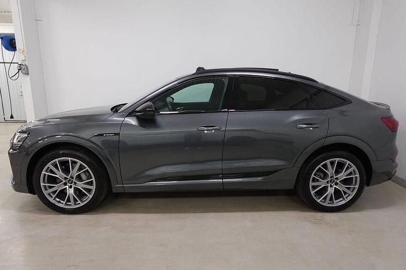 Begagnad Audi e-tron Sportback S-Line 300 kW (408 HK) 2020 Grå SUV