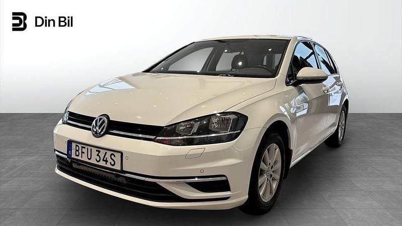 Vit Begagnad 2019 VW Golf VII Halvkombi | 159 900 kr (Marknadspris) - Bild 1/4