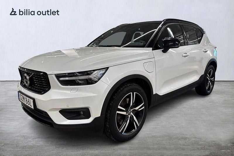 Begagnad Volvo XC40 R-Design 262 HK (192 kW) 2020 Vit SUV