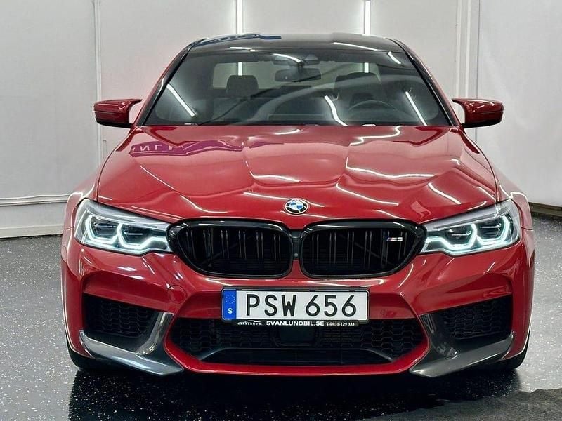Begagnad BMW M5 Performance 600 HK (441 kW) 2018 Röd Sedan