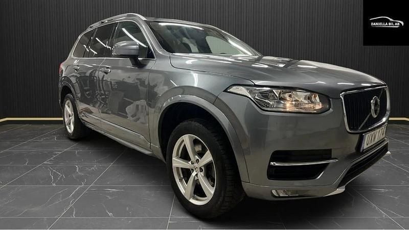 Begagnad Volvo XC90 Momentum 254 HK (186 kW) 2016 Grå SUV