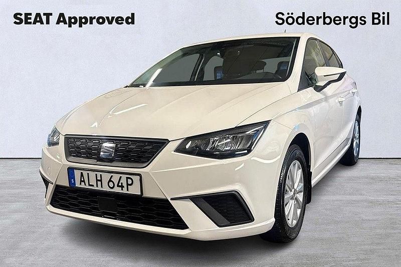 Vit Begagnad 2022 Seat Ibiza Style Halvkombi | 179 000 kr (Marknadspris) - Bild 1/3